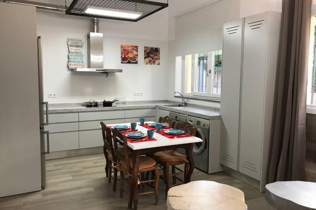 Apartmán Precioso Piso En Paseo De La Bomba Free Parking Granada Exteriér fotografie